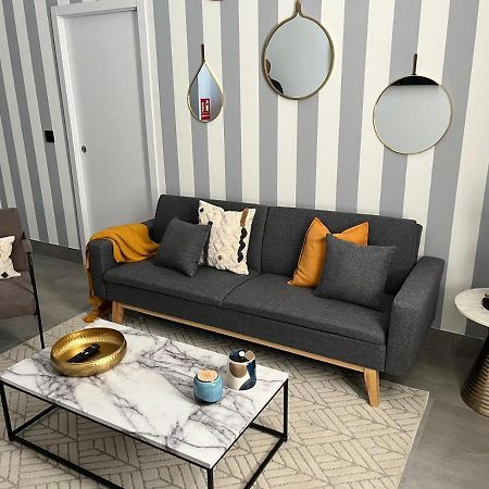 Apartamentos La Chimenea Merida Bagian luar foto